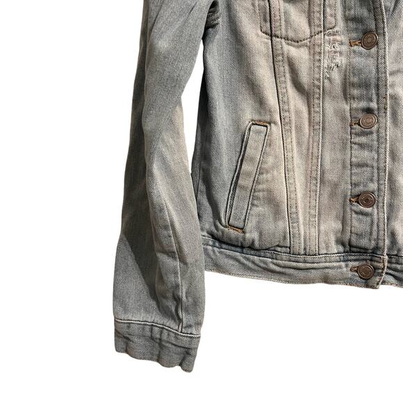 Brandy Melville Womens Light Blue Distressed Jean Jacket, 100% cotton, S - Picture 2 of 6